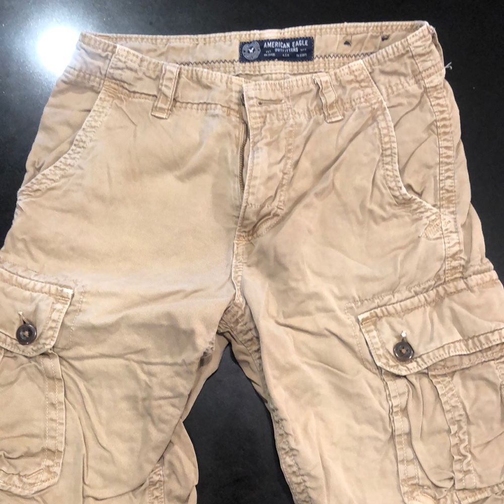 AE cargo shorts